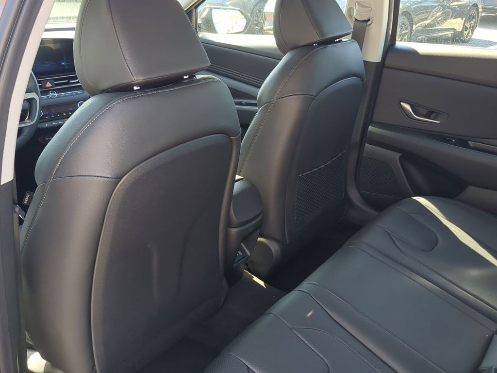 Thumbnail: 2026 Hyundai Elantra - 9