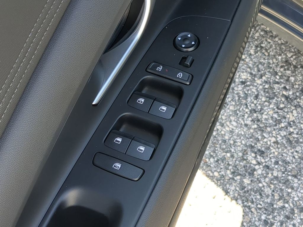 Thumbnail: 2026 Hyundai Elantra - 24