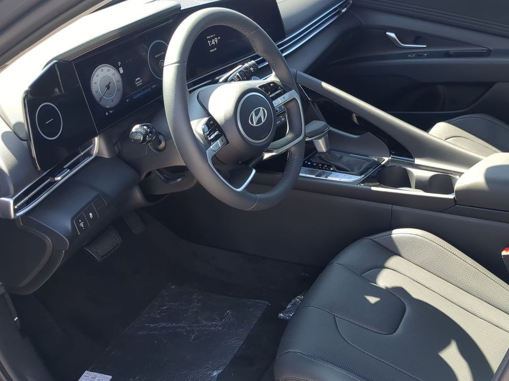 Thumbnail: 2026 Hyundai Elantra - 2