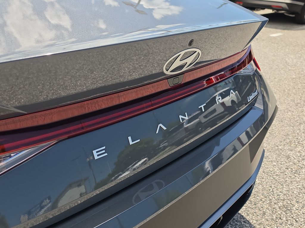 Thumbnail: 2026 Hyundai Elantra - 22