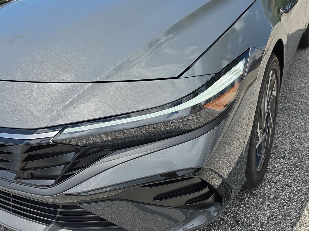 Thumbnail: 2026 Hyundai Elantra - 21
