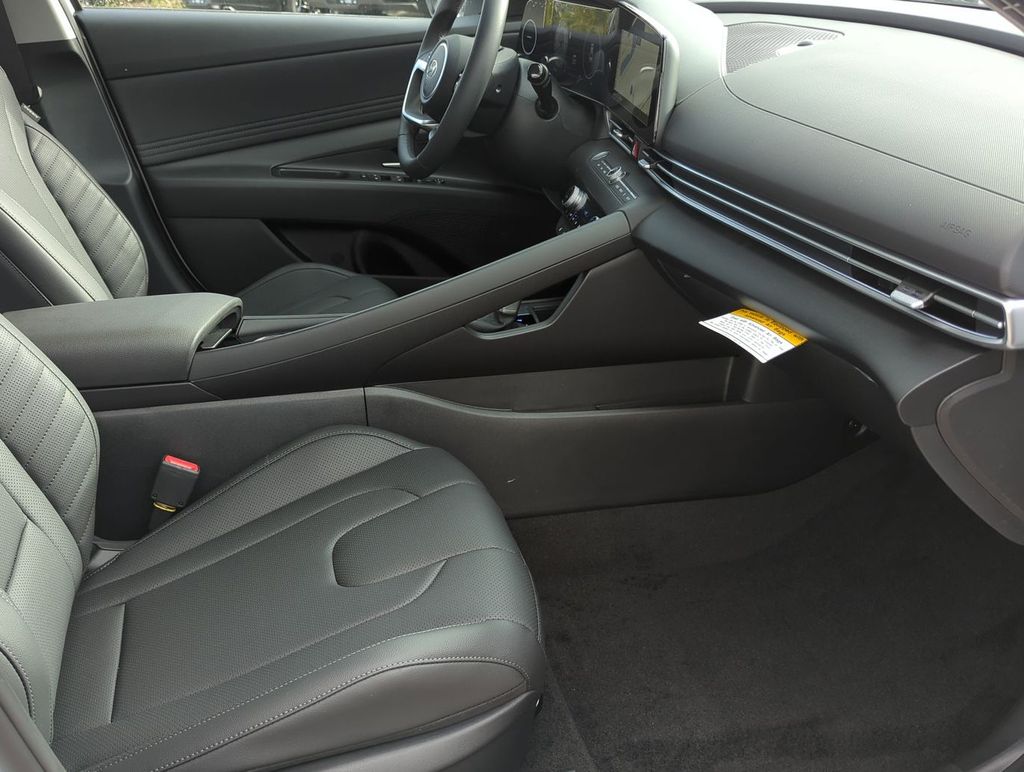 Thumbnail: 2026 Hyundai Elantra - 26