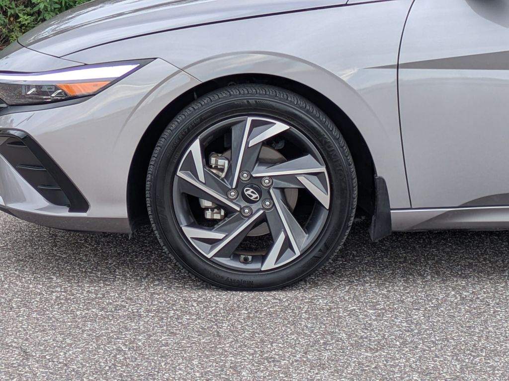 Thumbnail: 2024 Hyundai Elantra - 7