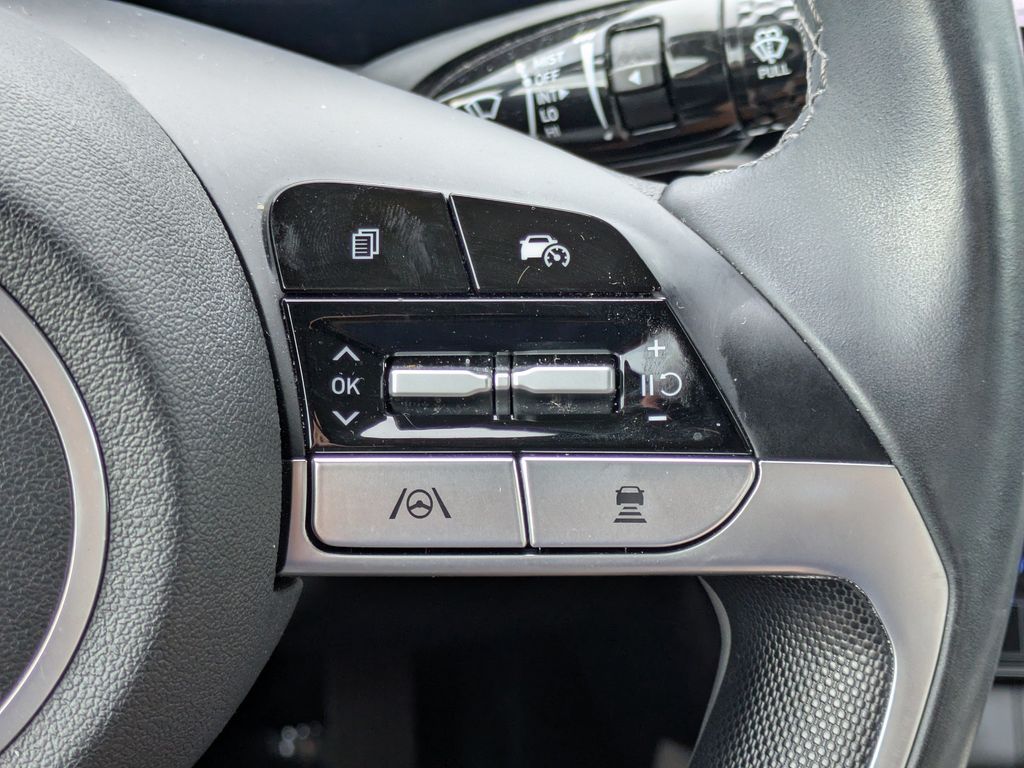 Thumbnail: 2024 Hyundai Elantra - 35