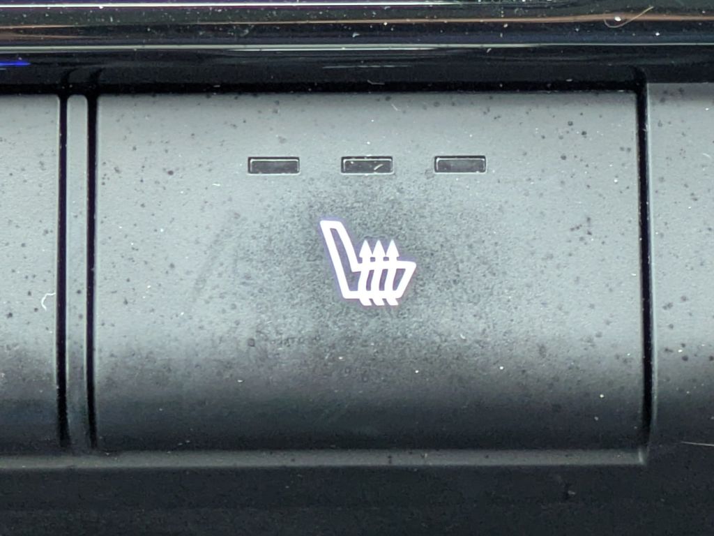 Thumbnail: 2024 Hyundai Elantra - 28