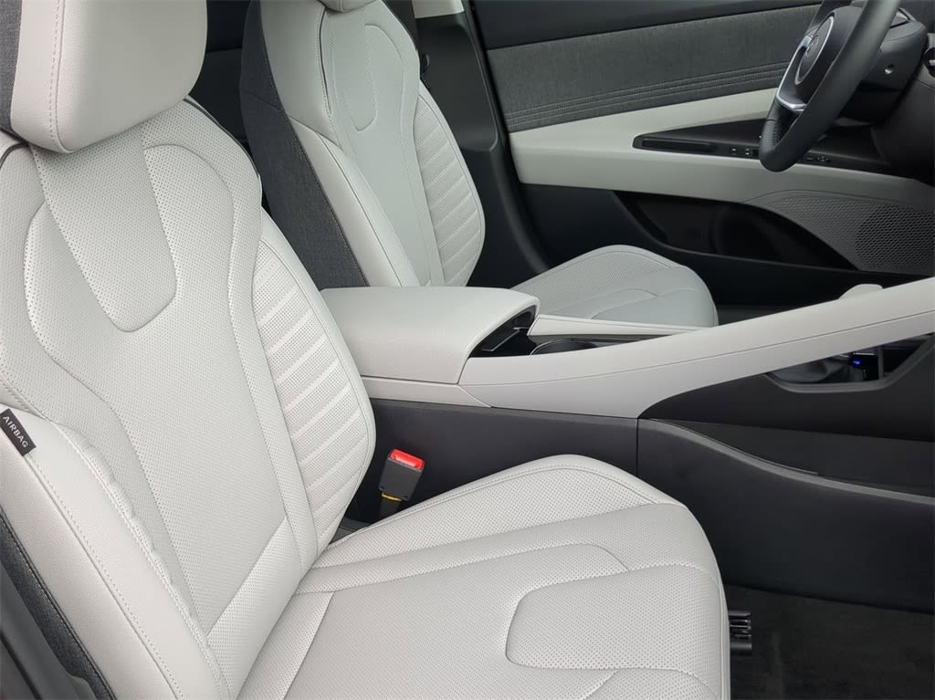 Thumbnail: 2026 Hyundai Elantra - 10