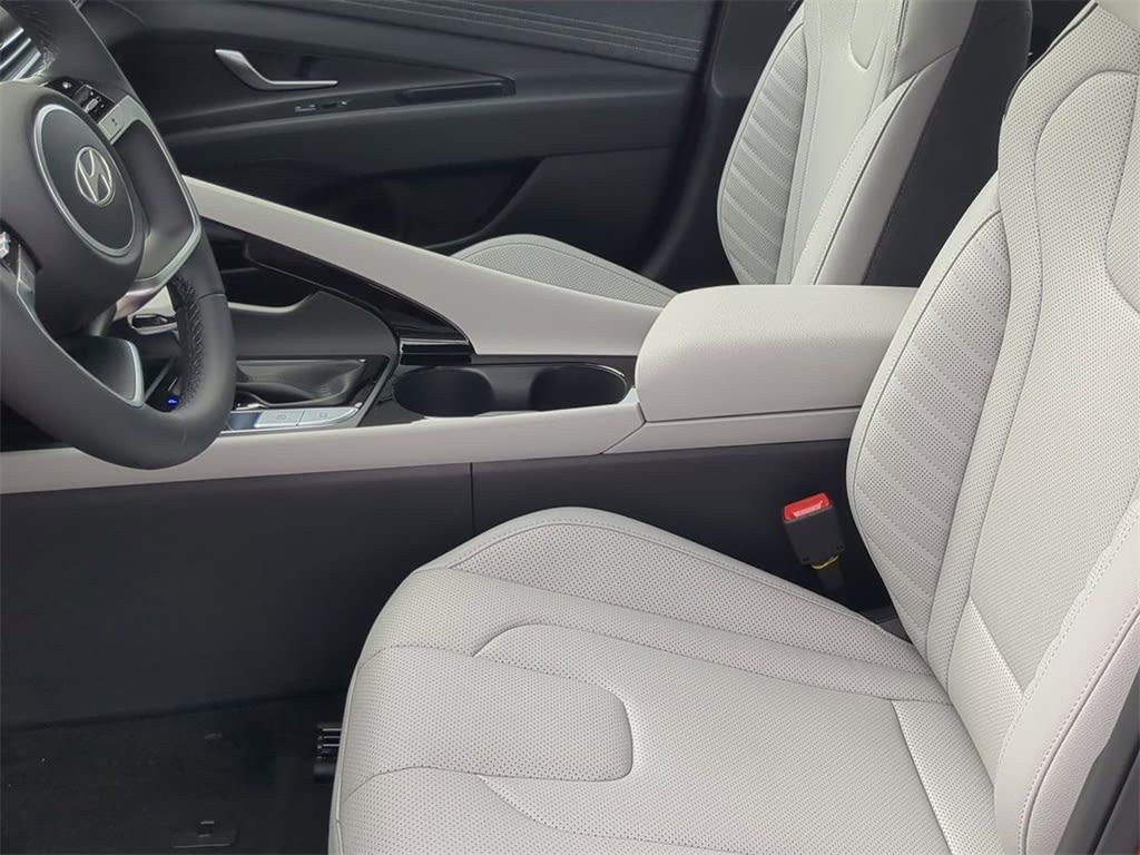 Thumbnail: 2026 Hyundai Elantra - 9