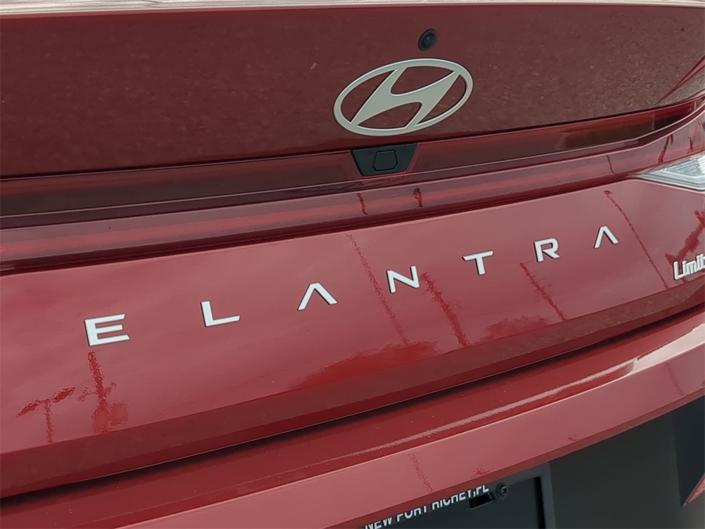 Thumbnail: 2026 Hyundai Elantra - 23