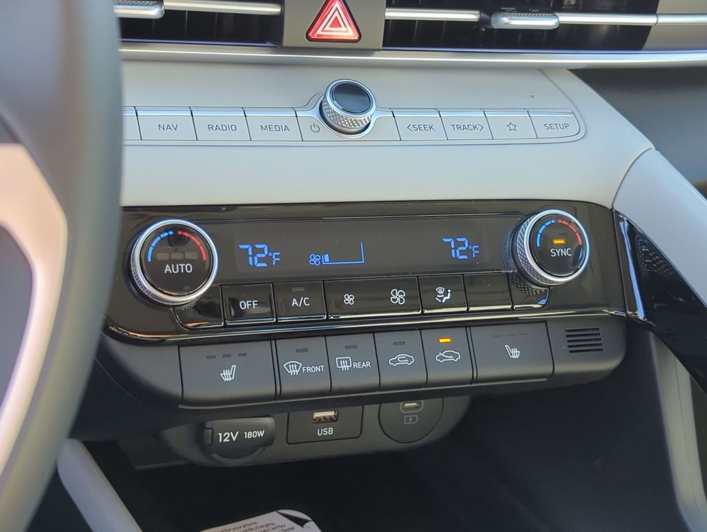 Thumbnail: 2026 Hyundai Elantra - 32