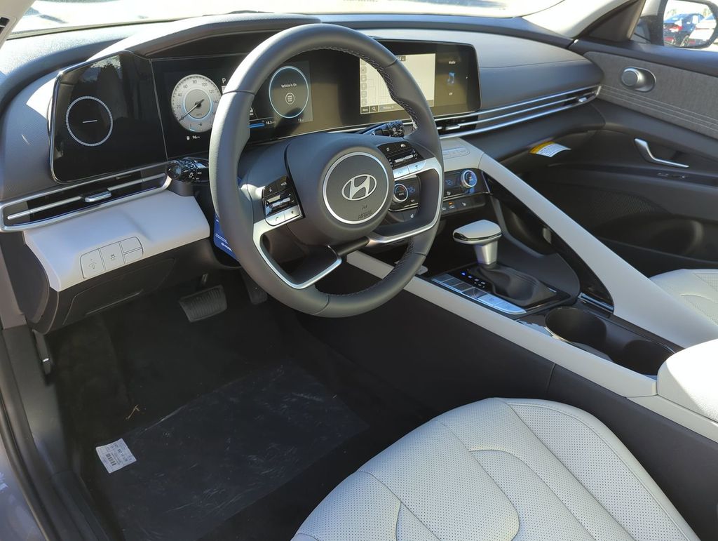 Thumbnail: 2026 Hyundai Elantra - 2