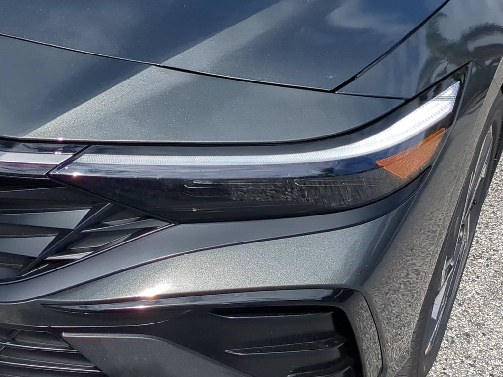 Thumbnail: 2026 Hyundai Elantra - 22