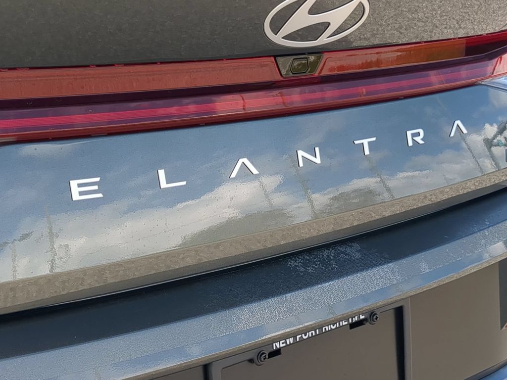 Thumbnail: 2026 Hyundai Elantra - 24
