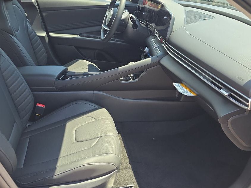 Thumbnail: 2026 Hyundai Elantra - 11