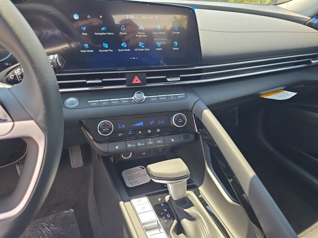 Thumbnail: 2026 Hyundai Elantra - 15