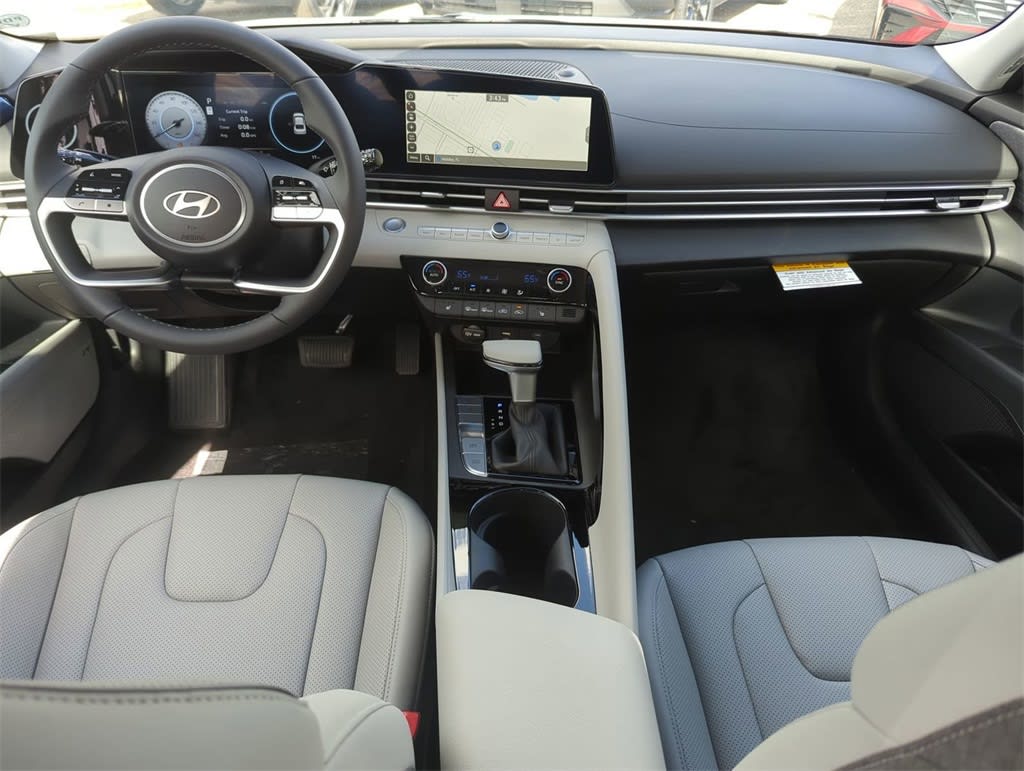 Thumbnail: 2025 Hyundai Elantra - 8