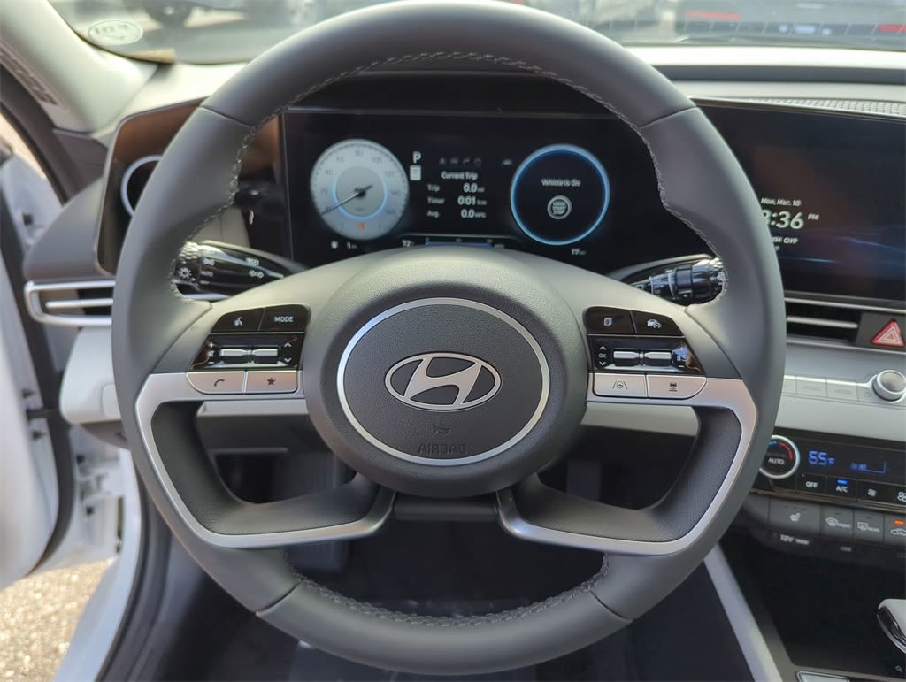 Thumbnail: 2025 Hyundai Elantra - 13