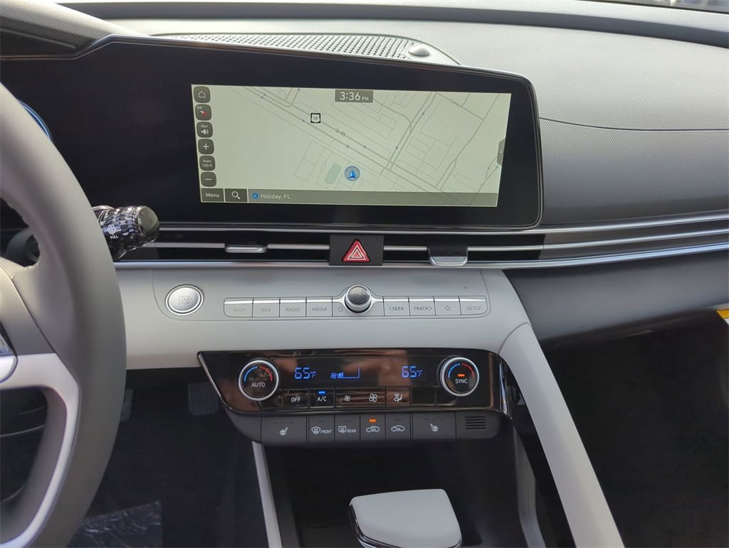 Thumbnail: 2025 Hyundai Elantra - 14