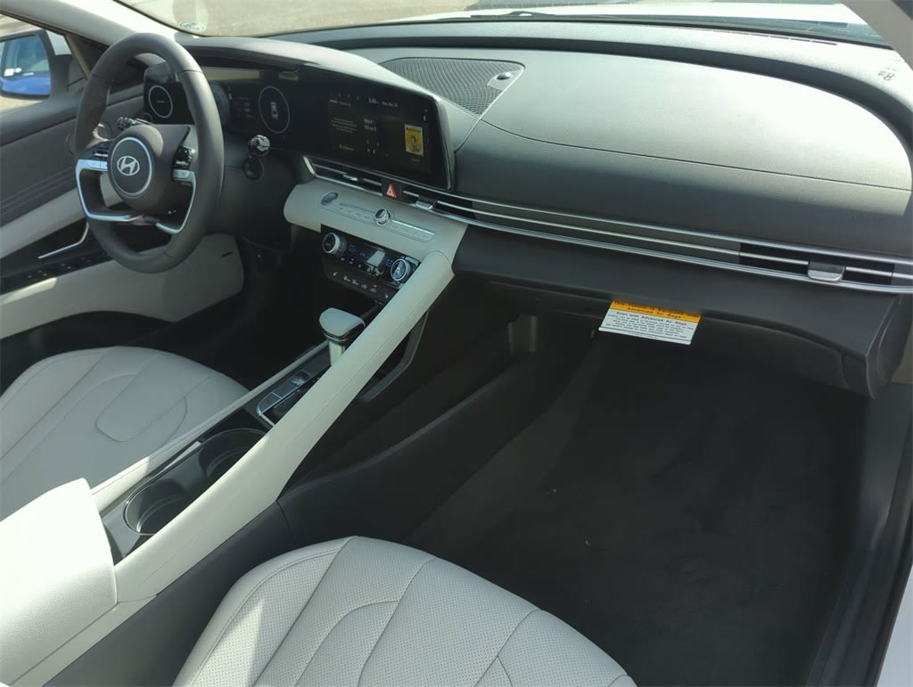 Thumbnail: 2025 Hyundai Elantra - 12