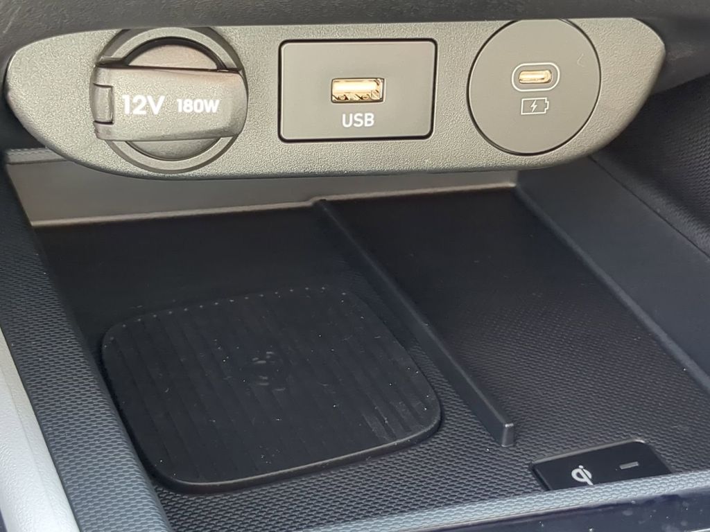 Thumbnail: 2026 Hyundai Elantra - 17