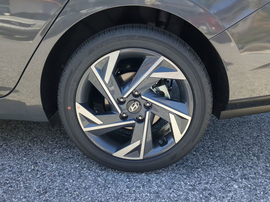 Thumbnail: 2026 Hyundai Elantra - 8