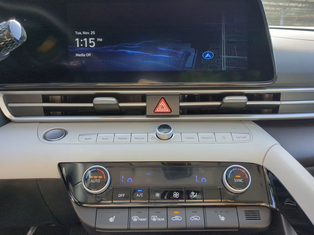 Thumbnail: 2026 Hyundai Elantra - 14