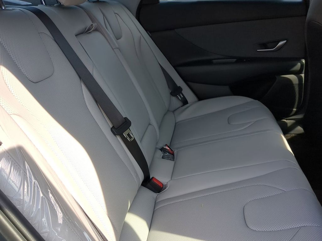 Thumbnail: 2026 Hyundai Elantra - 27