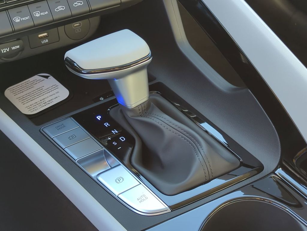 Thumbnail: 2026 Hyundai Elantra - 33