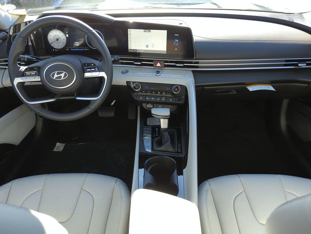 Thumbnail: 2026 Hyundai Elantra - 8