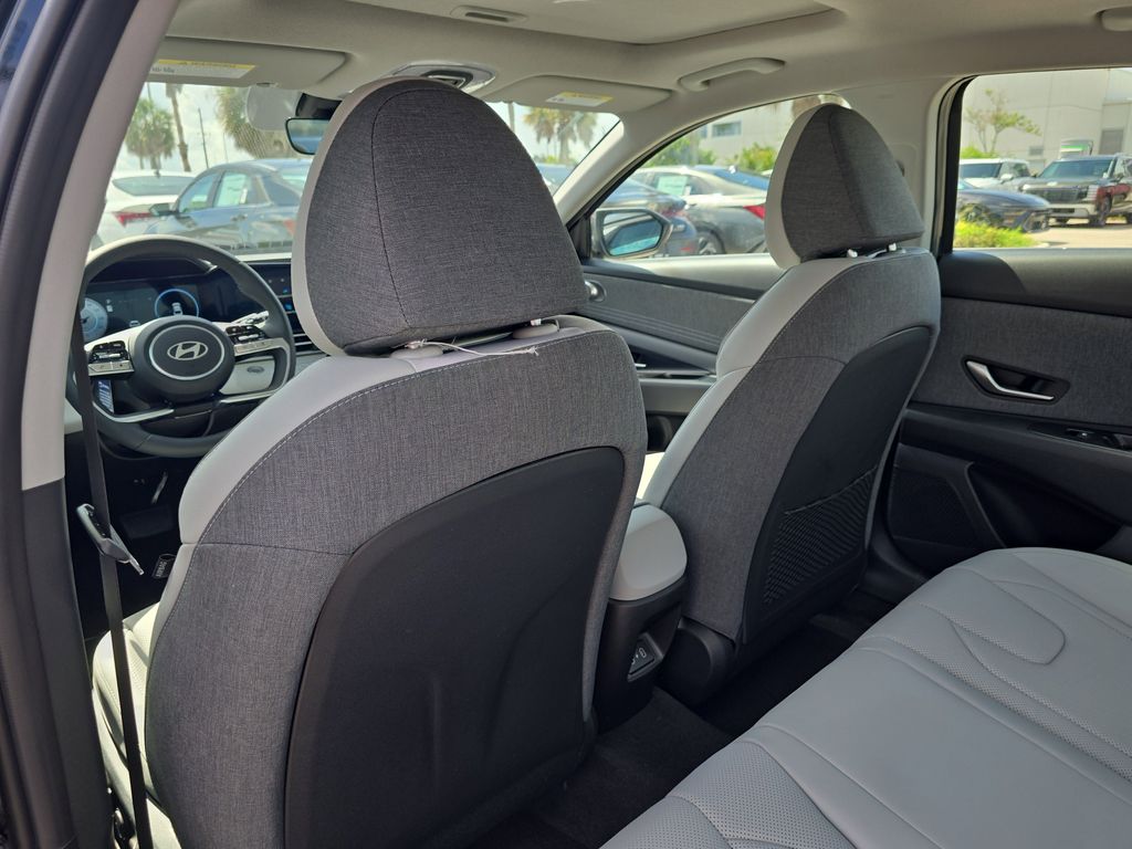 Thumbnail: 2026 Hyundai Elantra - 12