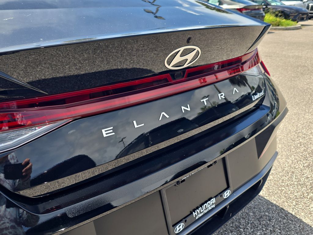 Thumbnail: 2026 Hyundai Elantra - 22