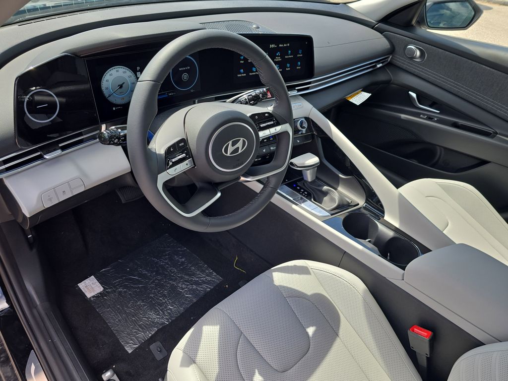 Thumbnail: 2026 Hyundai Elantra - 2