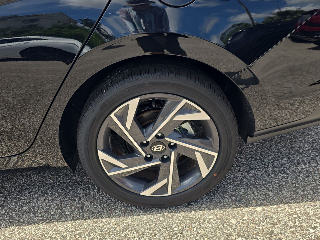 Thumbnail: 2026 Hyundai Elantra - 8