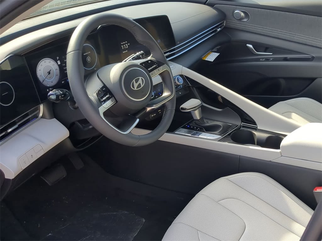 Thumbnail: 2026 Hyundai Elantra - 2