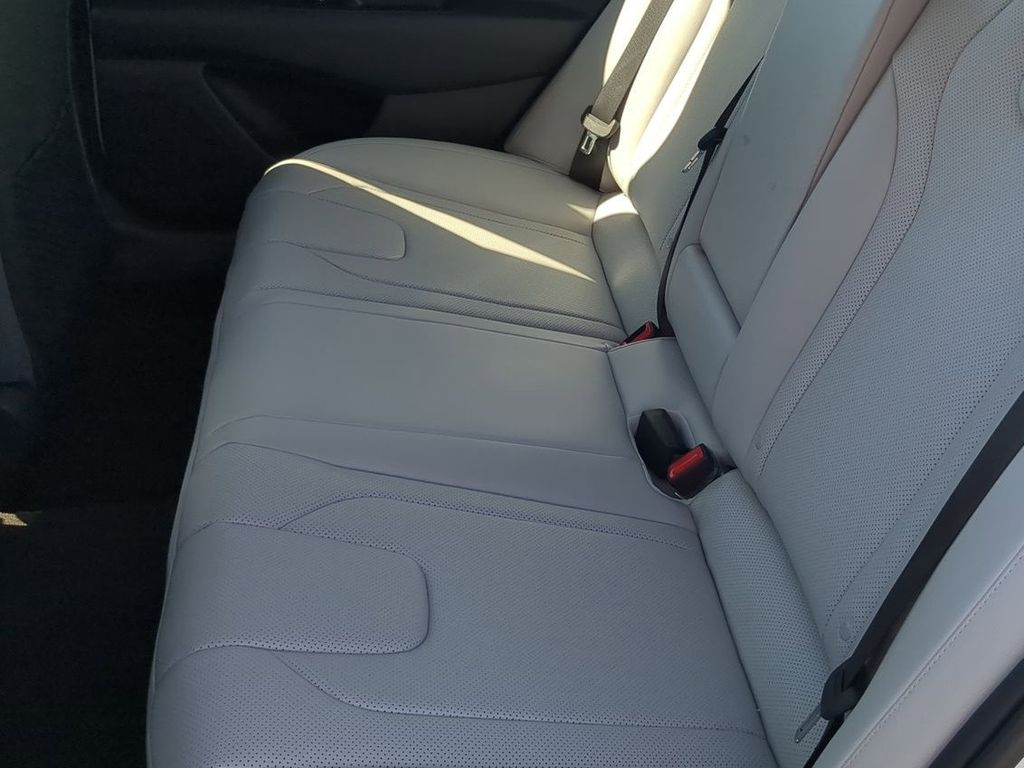 Thumbnail: 2026 Hyundai Elantra - 26