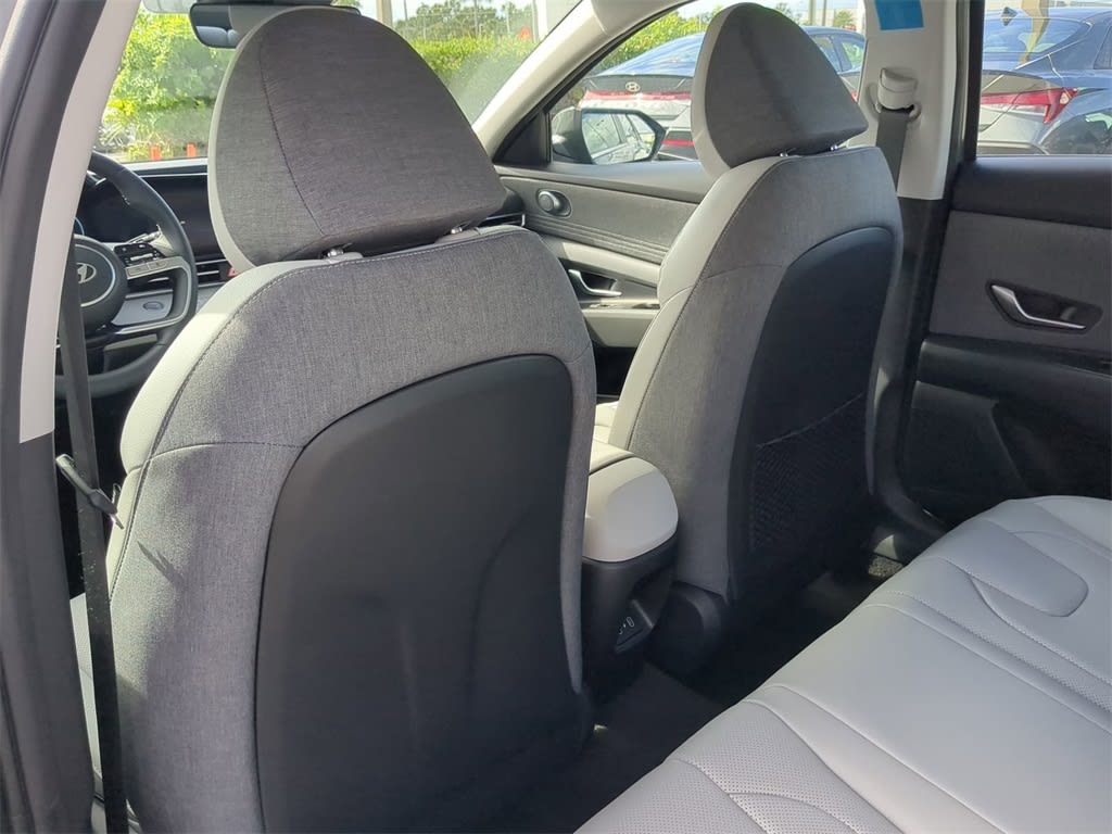 Thumbnail: 2026 Hyundai Elantra - 10