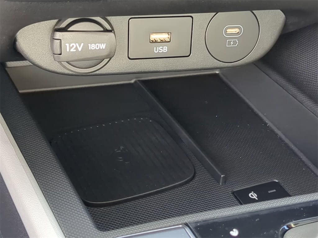 Thumbnail: 2026 Hyundai Elantra - 33