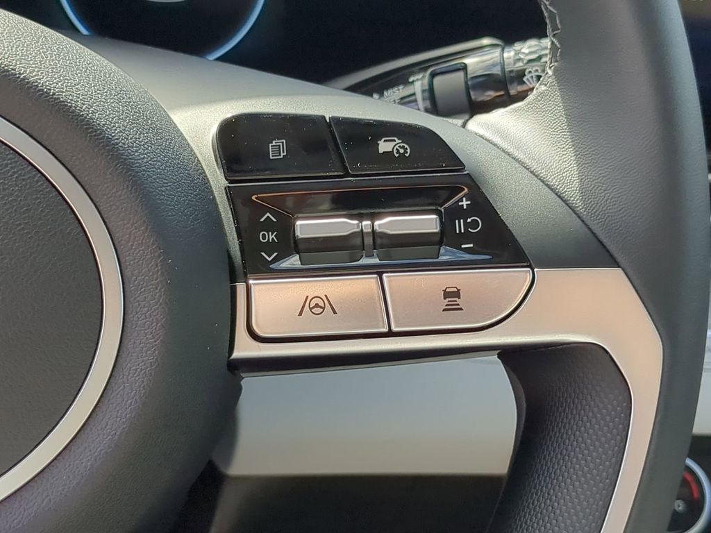 Thumbnail: 2026 Hyundai Elantra - 30