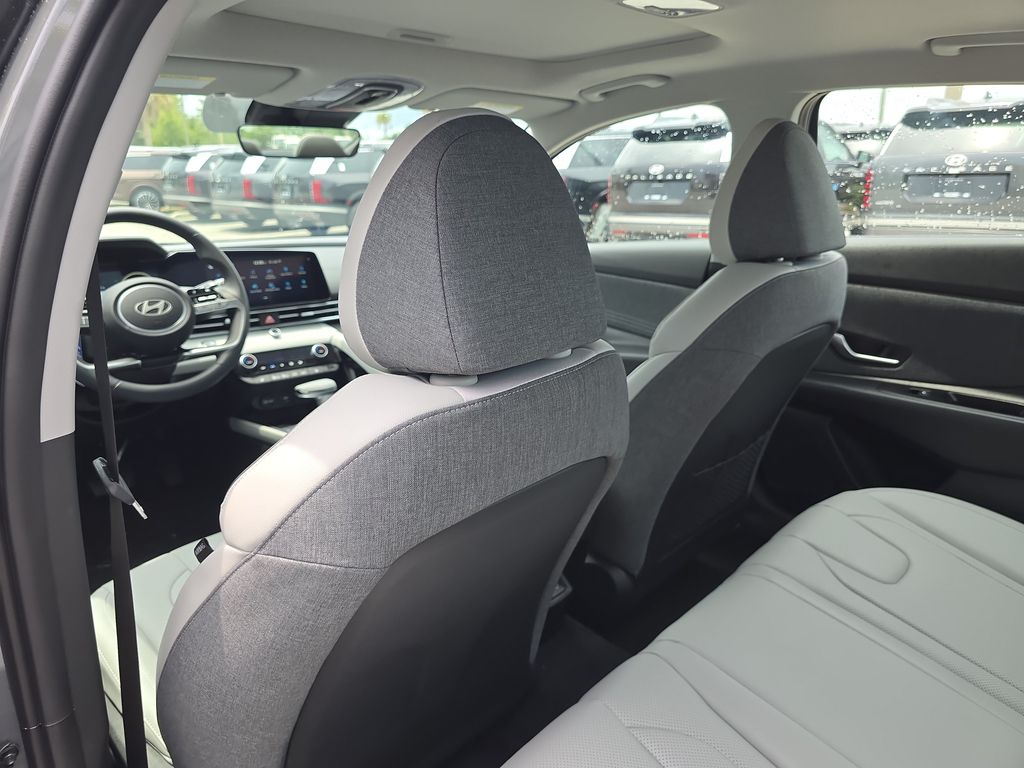 Thumbnail: 2026 Hyundai Elantra - 12