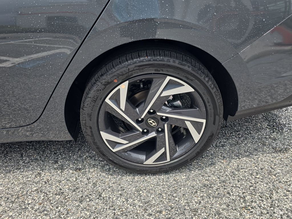 Thumbnail: 2026 Hyundai Elantra - 8