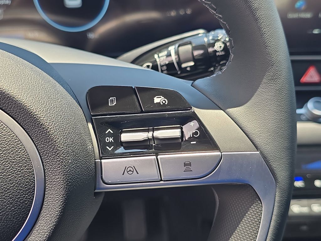 Thumbnail: 2026 Hyundai Elantra - 28
