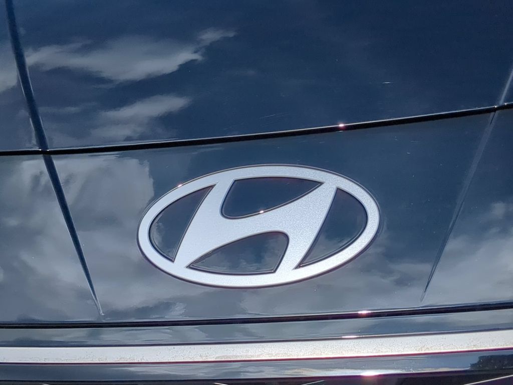 Thumbnail: 2026 Hyundai Elantra - 23