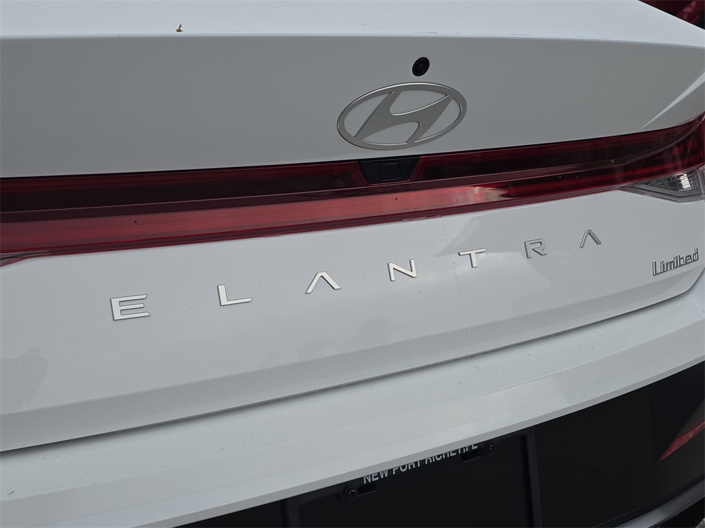 Thumbnail: 2026 Hyundai Elantra - 6