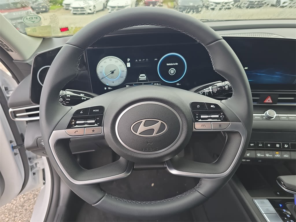 Thumbnail: 2026 Hyundai Elantra - 12