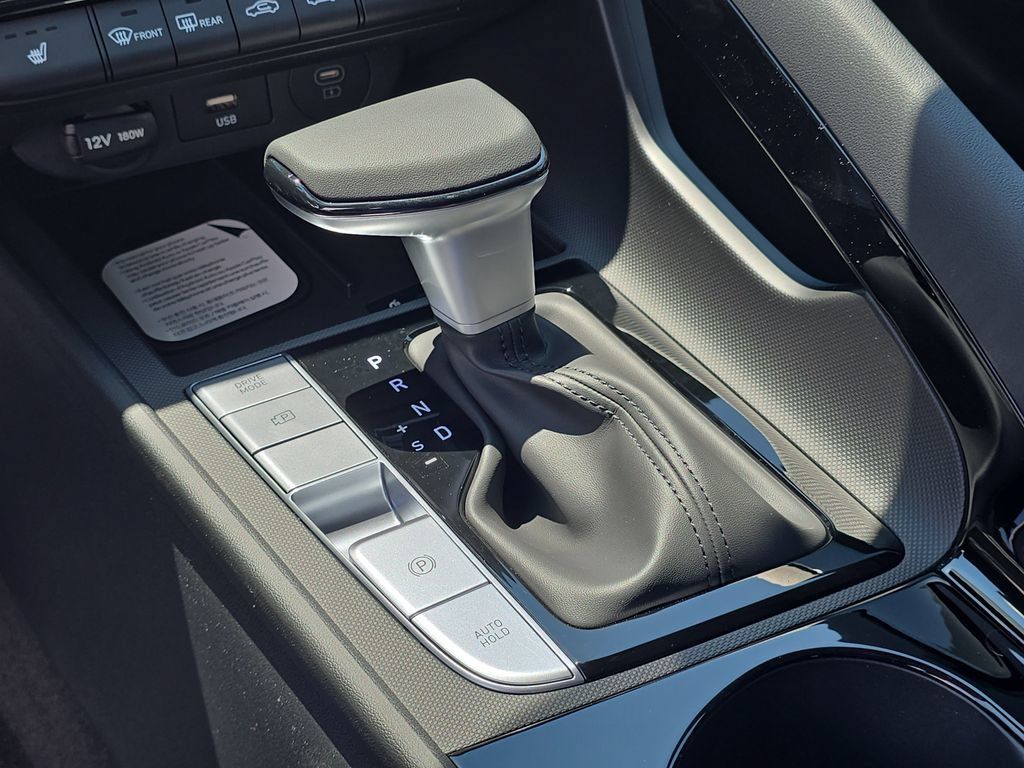 Thumbnail: 2026 Hyundai Elantra - 16