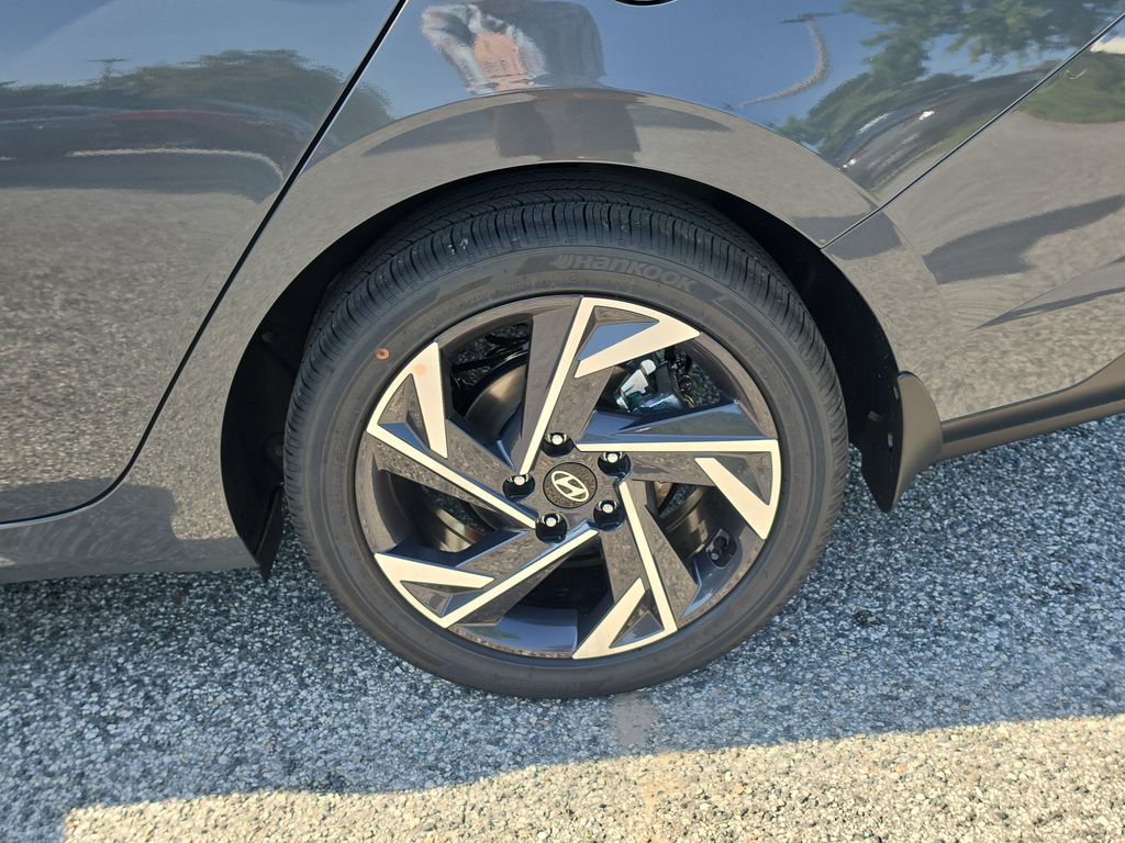 Thumbnail: 2026 Hyundai Elantra - 7