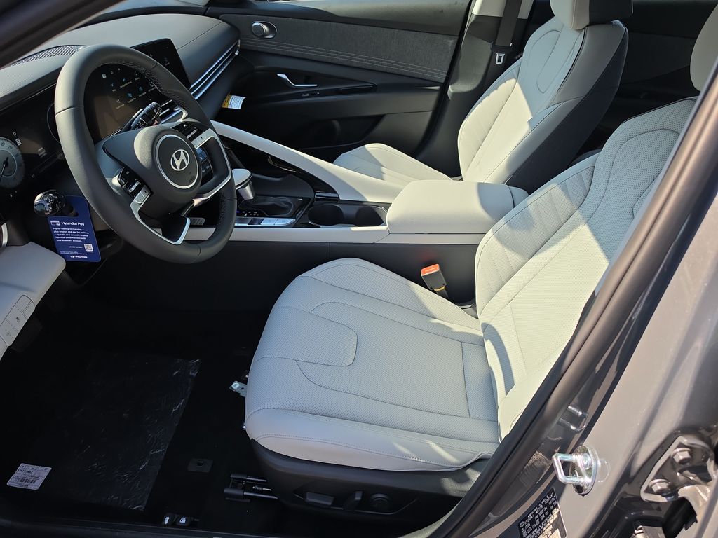 Thumbnail: 2026 Hyundai Elantra - 9