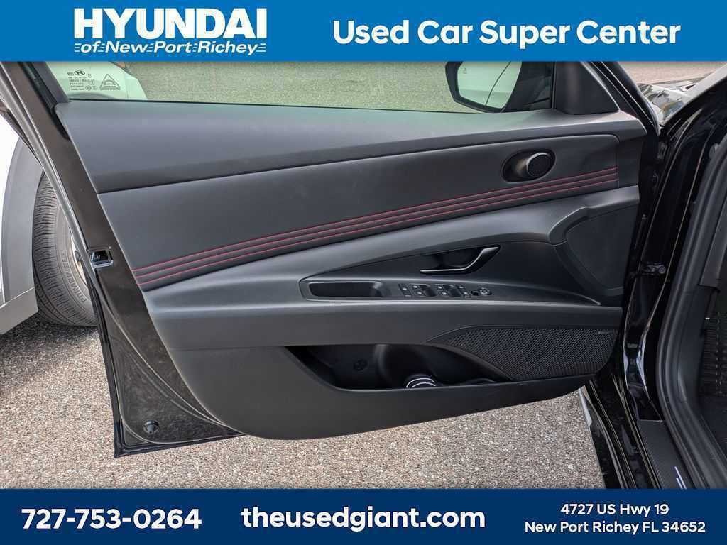 Thumbnail: 2024 Hyundai Elantra - 11