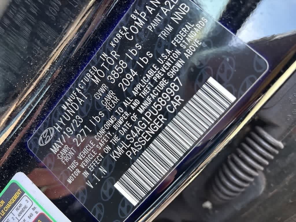 Thumbnail: 2023 Hyundai Elantra - 8