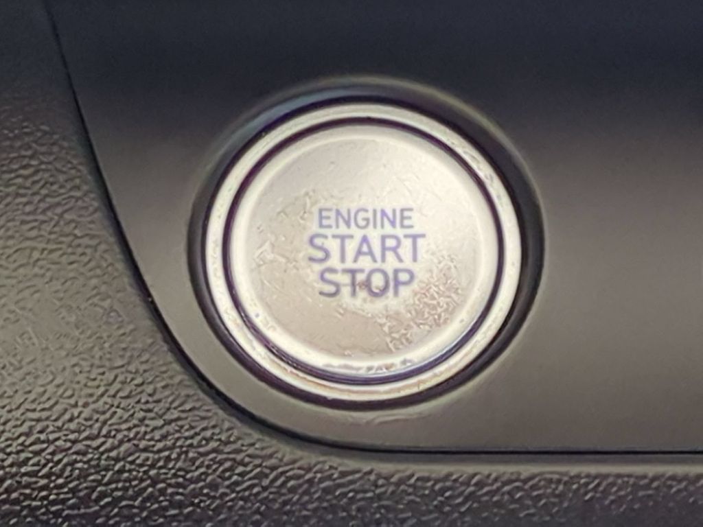 Thumbnail: 2023 Hyundai Elantra - 31