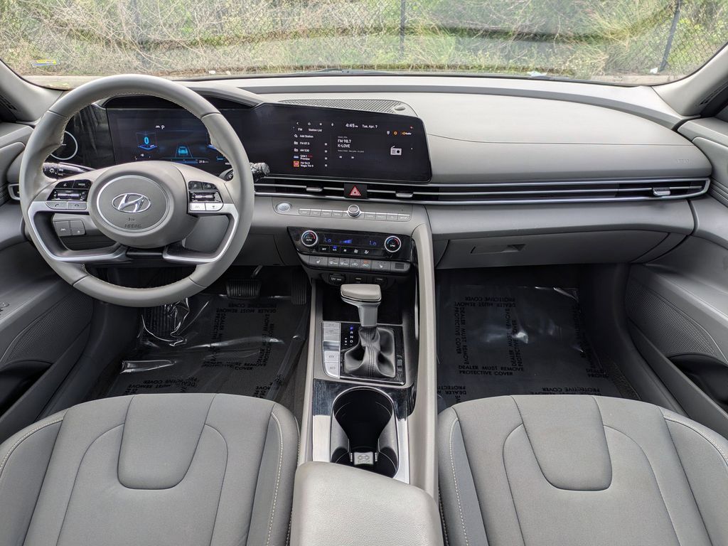 Thumbnail: 2023 Hyundai Elantra - 2